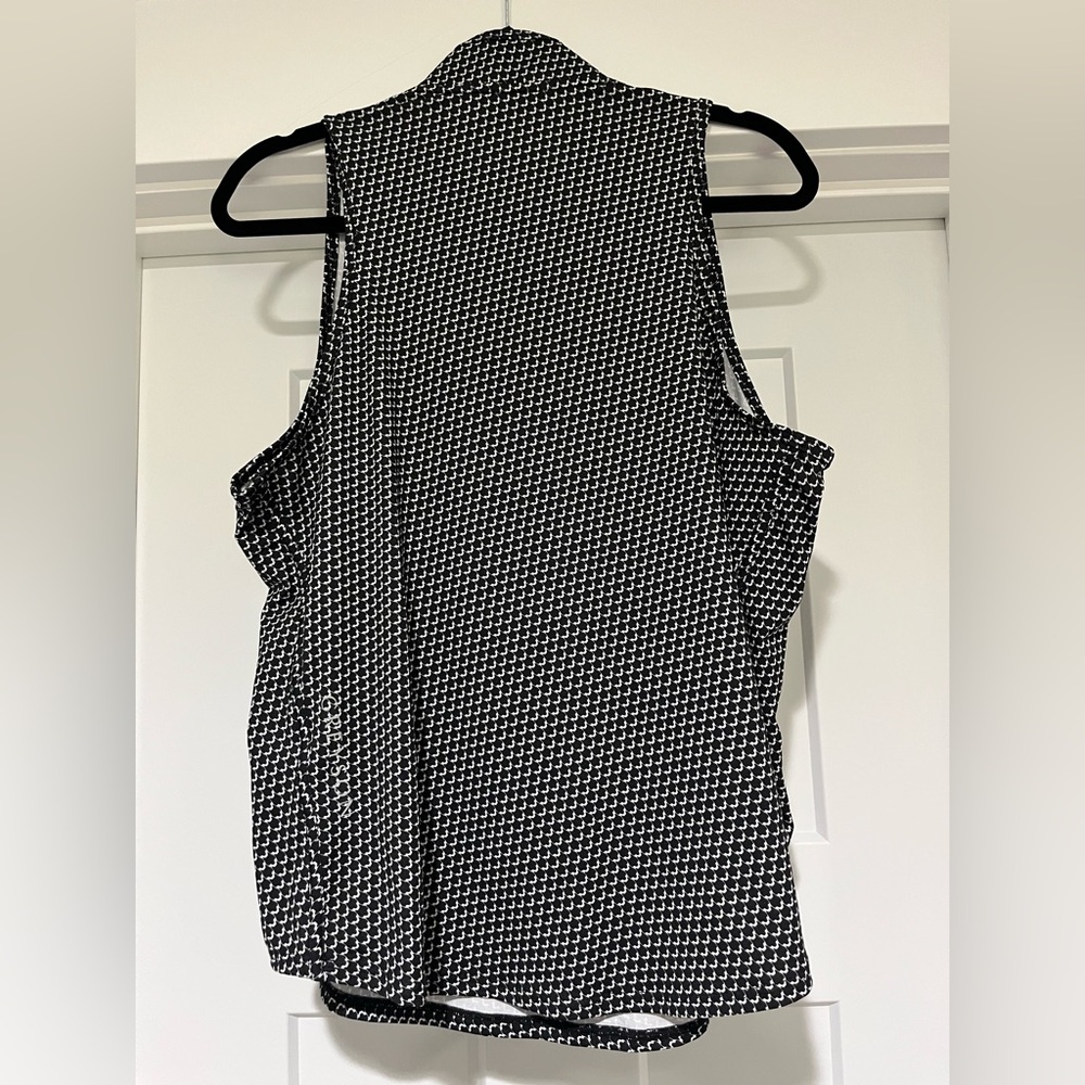 Greyson Black/White Patterned Golf Tank Top. XL. - Picture 2 of 4